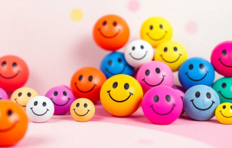 Smiley Ball Wallpaper