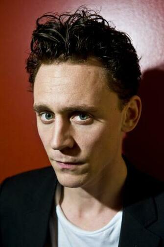 Tom Hiddleston Widescreen