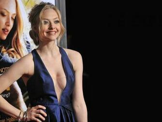 Amanda Seyfried Wallpaper