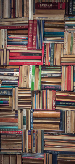 Vintage Bookshelf Mobile Phone Wallpaper Image On