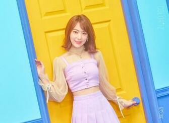 Update Iz One Reveals New Teaser For La Vie En Rose