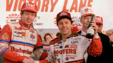 Elliott Honors Kulwicki With Championship Paint Scheme Wavy