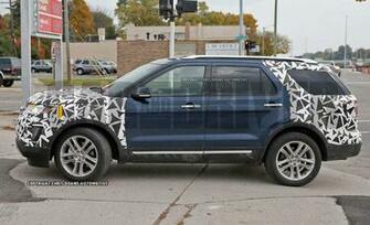 Ford Explorer Spy Photo