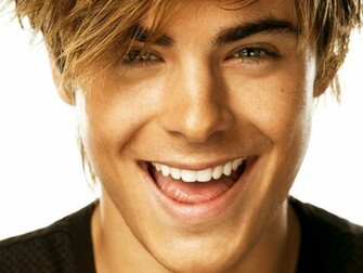 Zac Efron HD Wallpaper