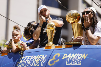 Steph Curry Responds To Birmingham Stallions Using His Signature