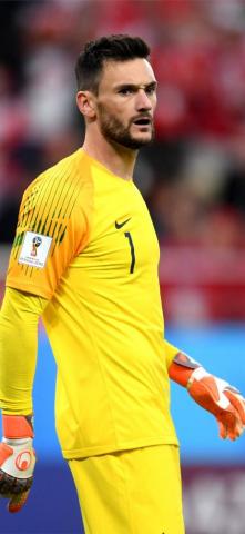 Hugo Lloris Says Manuel Neuer Is Still Better Than iPhone X