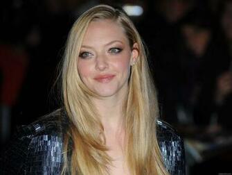 Amanda Seyfried Wallpaper