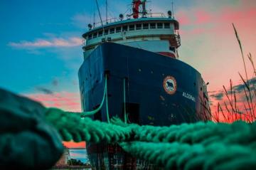 Best Ship Image HD Pictures