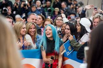 Halsey S Now Or Never Enters Top At Hot Ac Radio