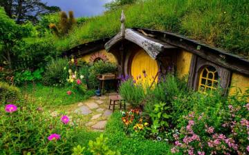 Cottage Wallpaper For Your