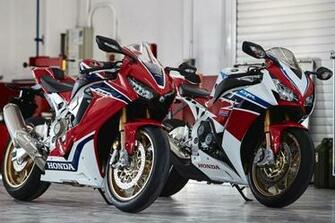 Honda Cbr1000rr Sp And Sp2 First Look Fast Facts