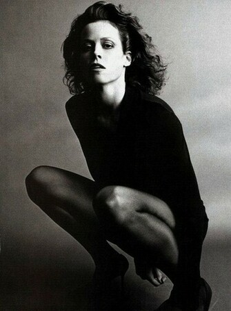 Sigourney Weaver Wallpaper
