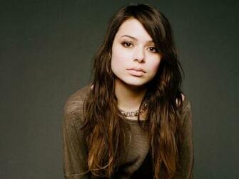 Miranda Cosgrove Wallpaper