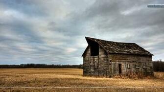 Old Wooden House Wallpaper