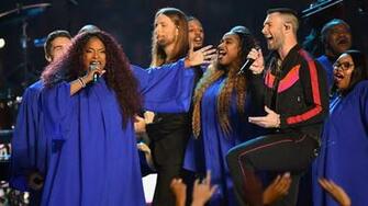 Maroon S Super Bowl Halftime Show Featured Spongebob More