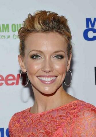 Natalia Phillips News Photos Biography Videos And Wallpaper