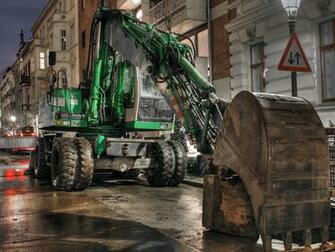 Excavator Wallpaper