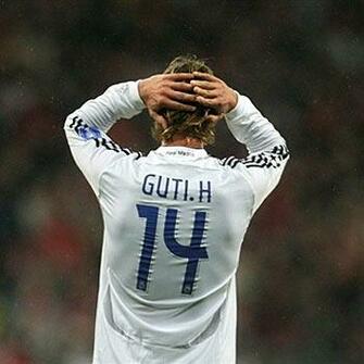 Jugadores De Real Madrid Guti Haz Y Raul Gonzalez Blanco