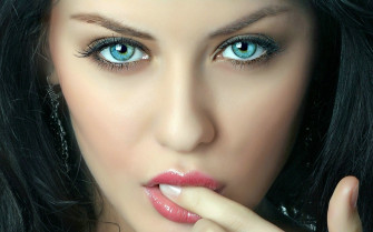 Beautiful Girl Picture And Wallpaper