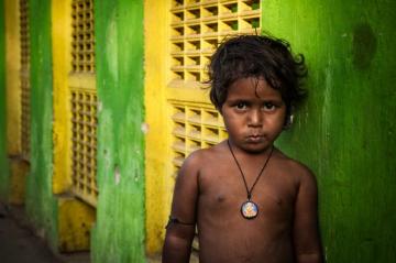 Deal With An Ugly Portrait Background Travel Photography Guru