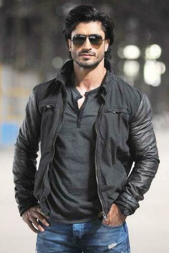 Image Result For Vidyut Jamwal Photoshoot Commando Movie Hero