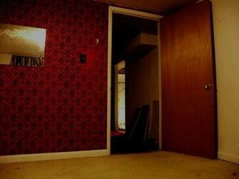 Red Brocade Wallpaper Dream Digs Dunge