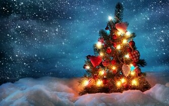 Beautiful Christmas Tree Wallpaper High Definition