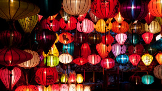 Lantern Wallpaper