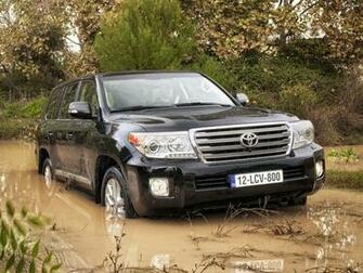 Wallpaper Of Toyota Land Cruiser Urj200