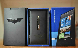 Knight Rises Edition Hadir Windows Phone Dengan Ukiran Logo Batman