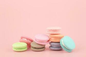 Desktop Wallpaper French Macarons Food Cookies Pink Background