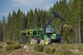 John Deere 1190e Energy Wood Harvester Wallpaper