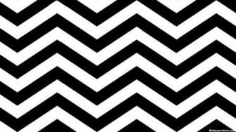 Chevron Pattern Wallpaper Zebra White Black