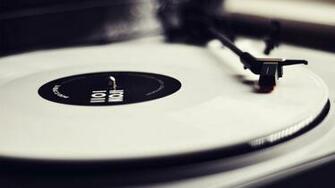 Turntable Wallpaper By Carlostown