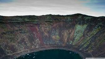 Kerio Lake Iceland Wallpaper