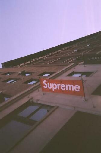Supreme Wallpaper
