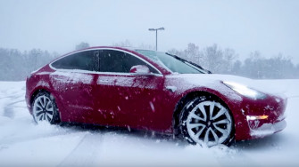 Tesla Jaguar And Nissan Evs Lose Power In Zing Temps