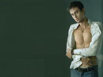 Wallpaper Background Enrique Iglesias Hot