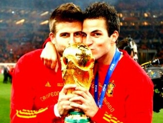 Gerard Piqu And Fabregas Wallpaper Football HD