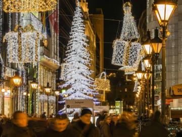 Fashion Street Budapest Mk Illumination