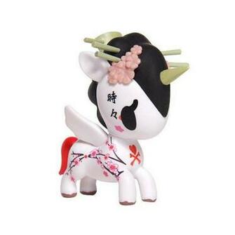 Tokidoki Unicorno Sakura Series Vinyal Love