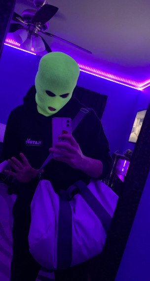 Ski Mask Aesthetic Gangster Pfp Wallpaper