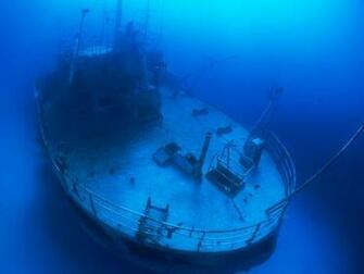 Underwater Wreck Photos Shipwreck Wallpaper