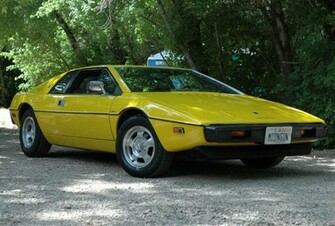 Lotus Esprit HD Car Wallpaper