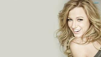 Hollywood Hottest Wallpaper Blake Lively