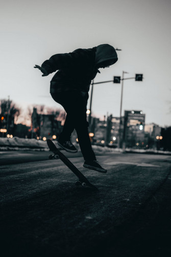 Cool Skateboarding Background Wallpaper