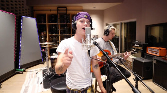 Press Play At Home Watch Jxdn Perform An Electric Rendition Of