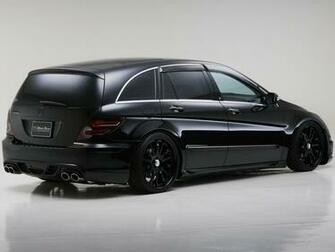 By Stephen Comments Off On Mercedes Benz R Class Desktop Wallpaper