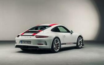 Porsche R Studio Wallpaper