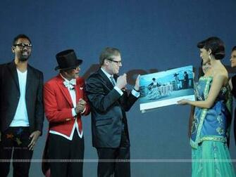 Travel Themed Calender At Liberty Cinema Mumbai India Wallpaper